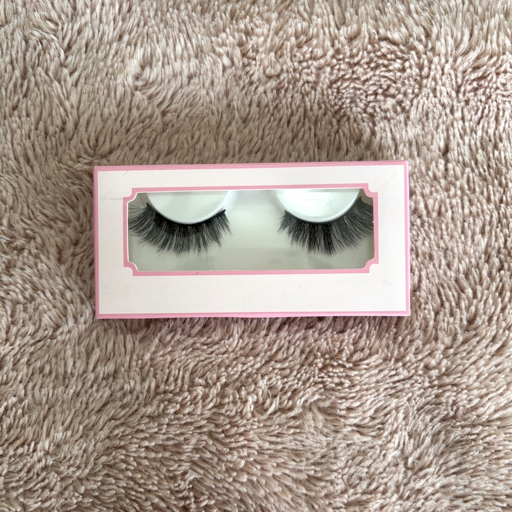 Soft Glam Faux Mink Lashes – Reusable & Full Volume